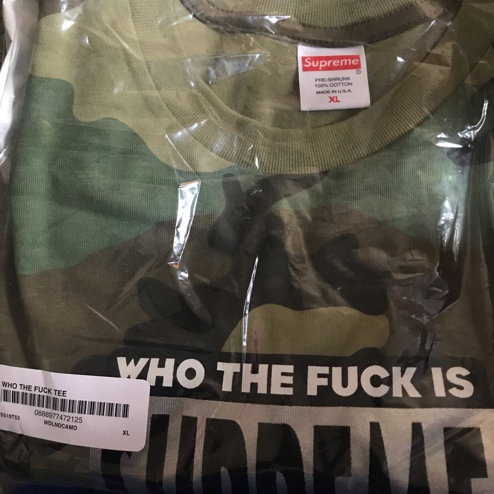 Supreme T-Shirt “Who The F*ck Is Supreme” sz XL
